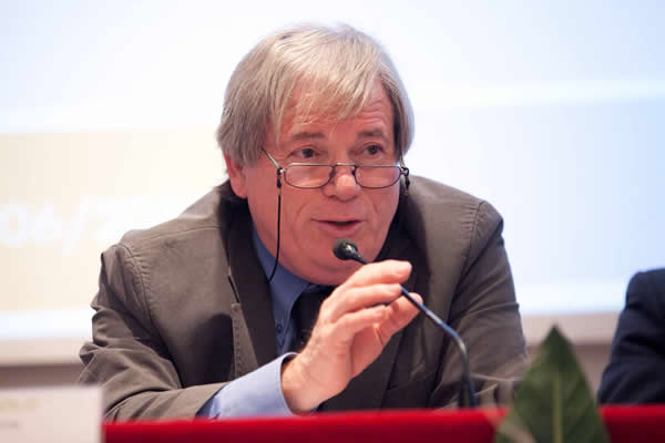 Presentazione Annual Report 2012